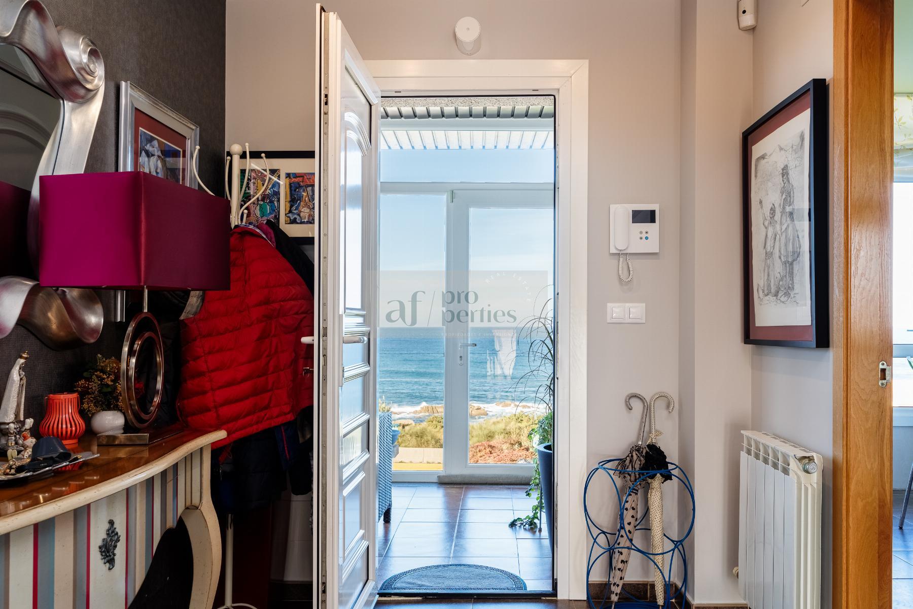 Venta de chalet en Oia
