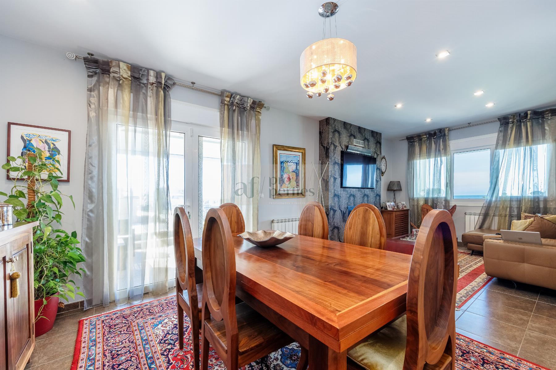 Venta de chalet en Oia