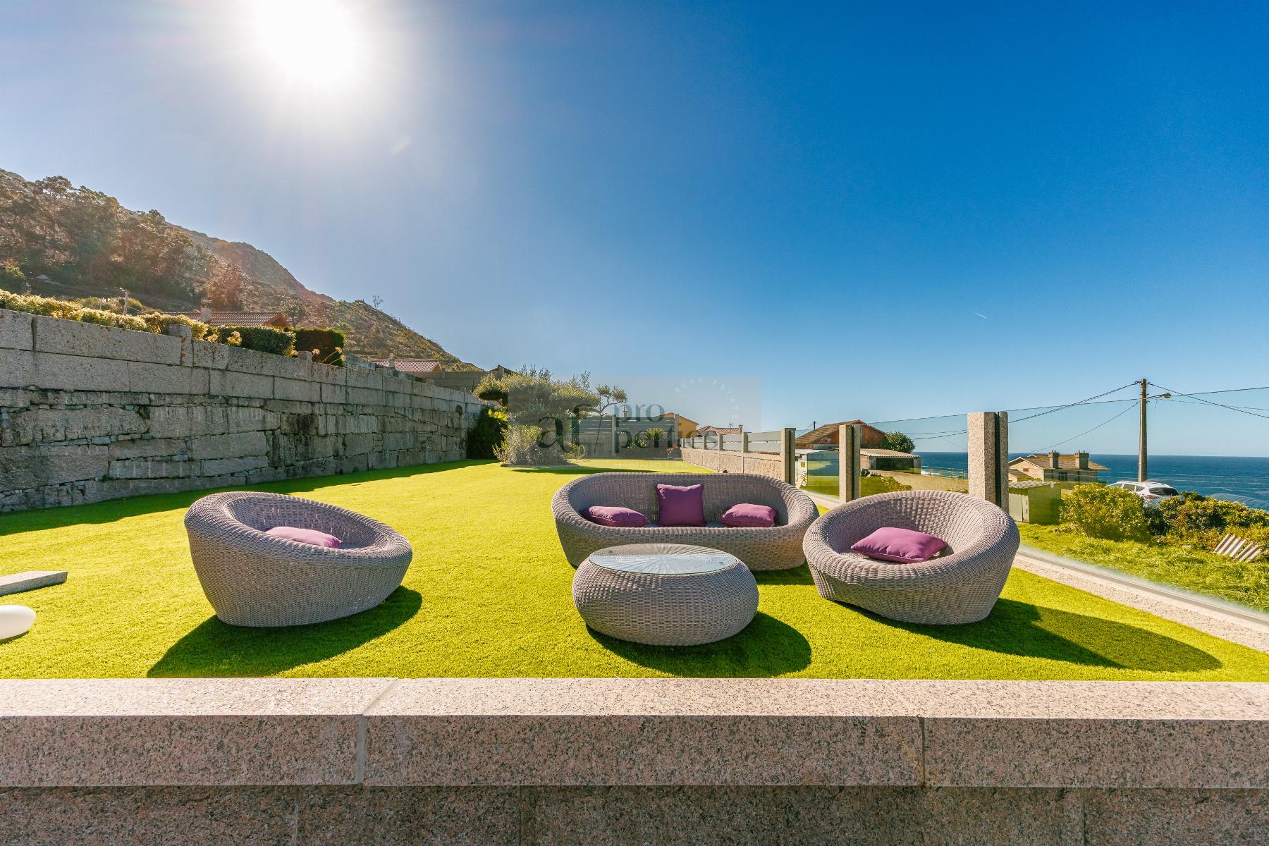 Venta de chalet en Oia