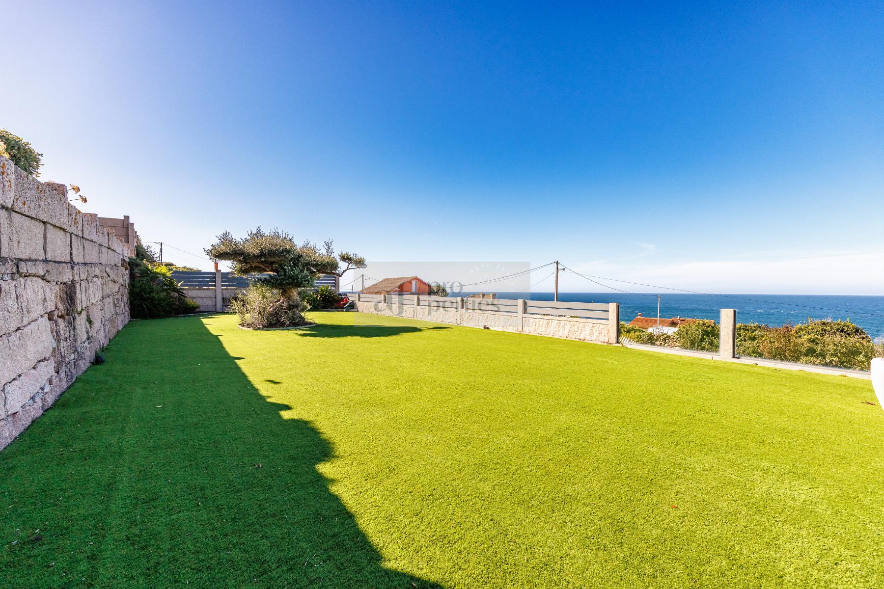 Venta de chalet en Oia