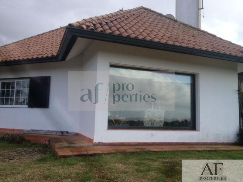 For sale of chalet in Vigo