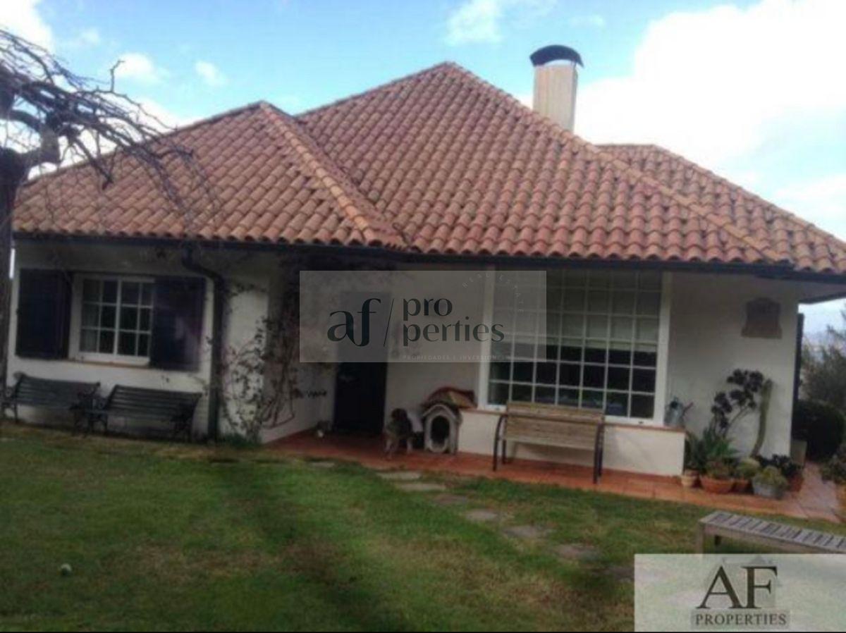 For sale of chalet in Vigo