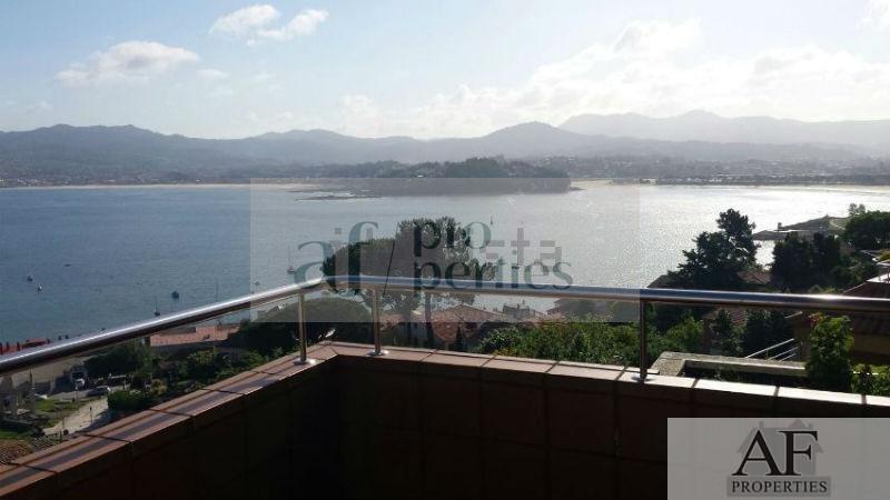 For sale of flat in Baiona
