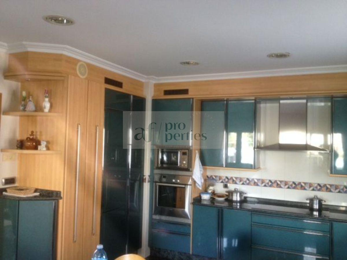 For sale of chalet in Vigo