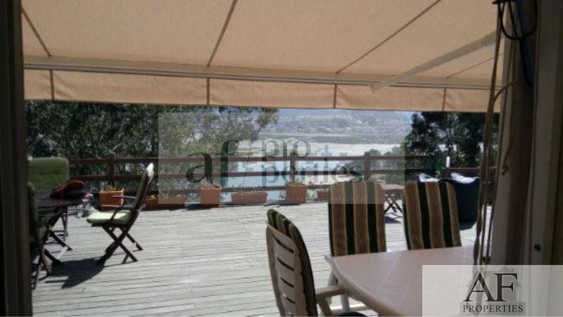 For sale of chalet in Nigrán