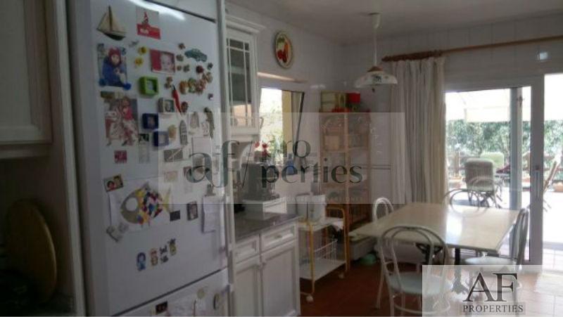 For sale of chalet in Nigrán