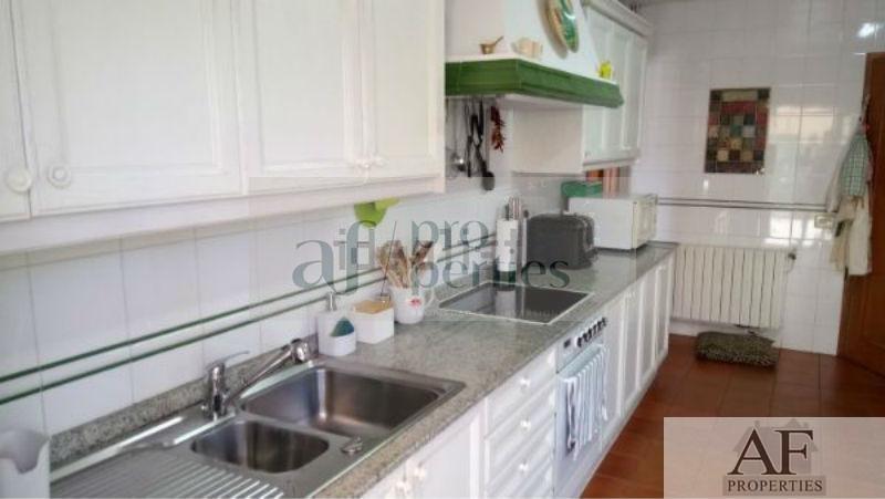 For sale of chalet in Nigrán
