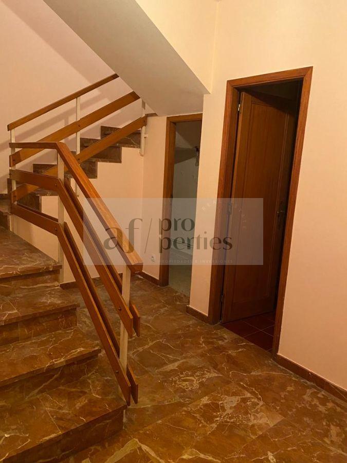 For sale of chalet in Poio
