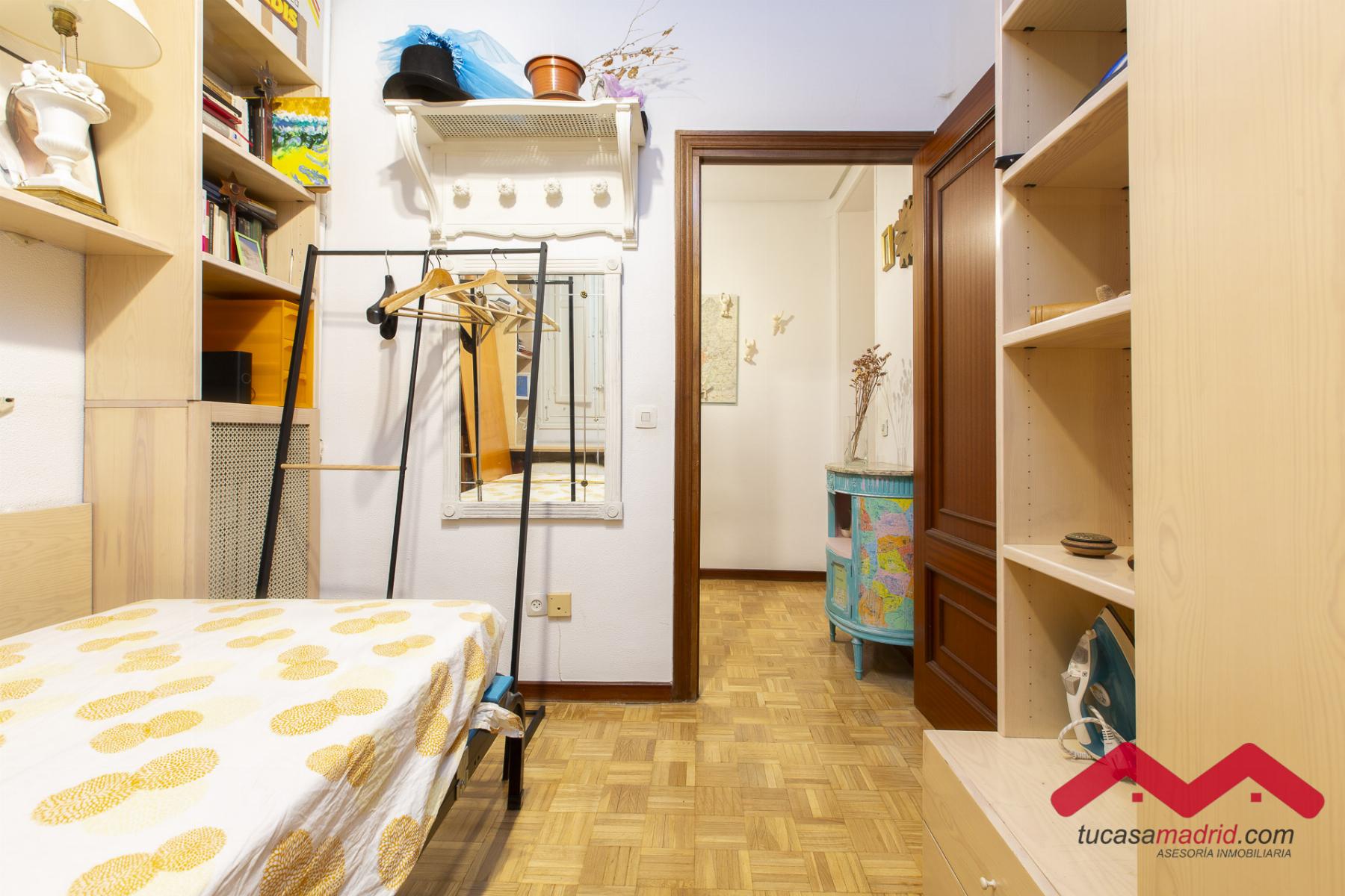 For sale of flat in Madrid