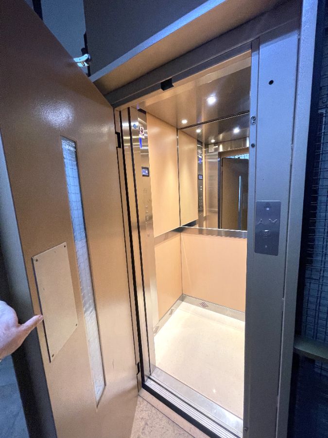 For rent of office in Madrid