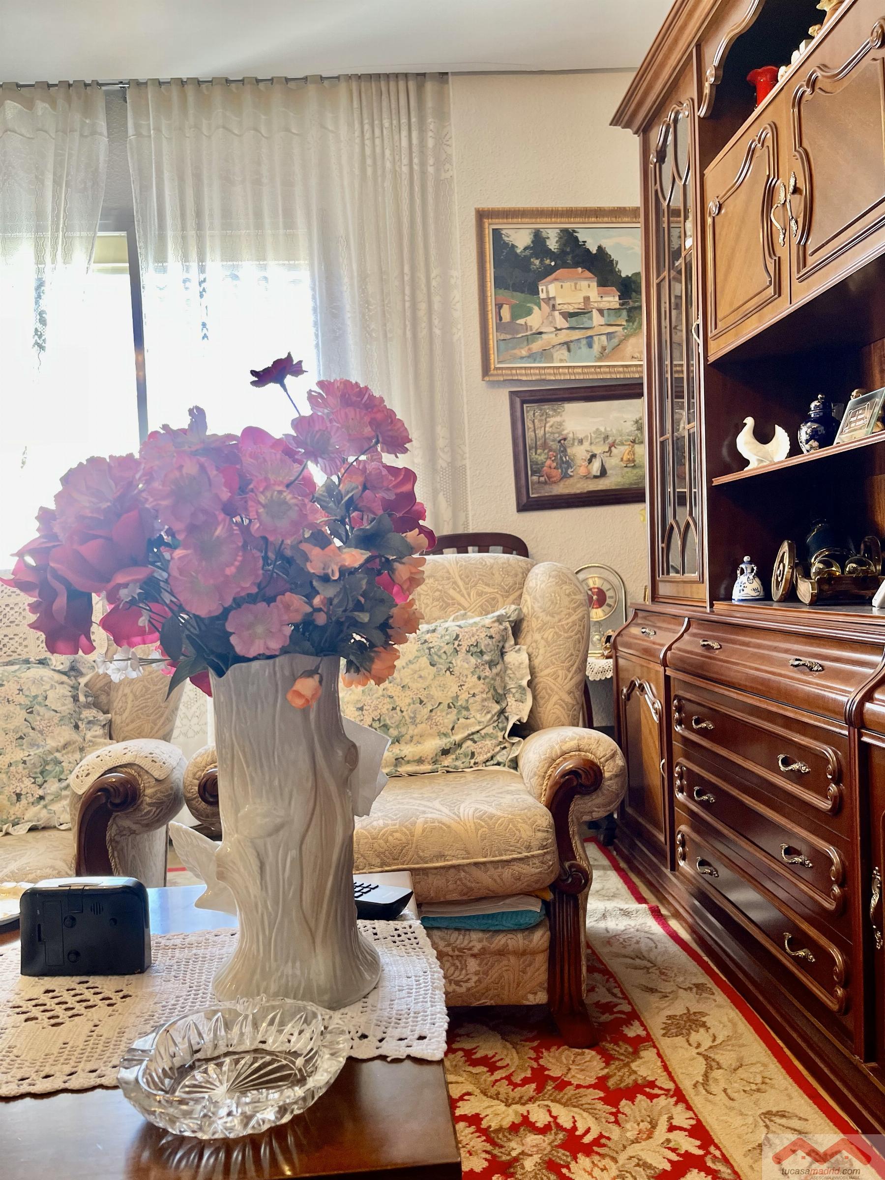 For sale of flat in Madrid