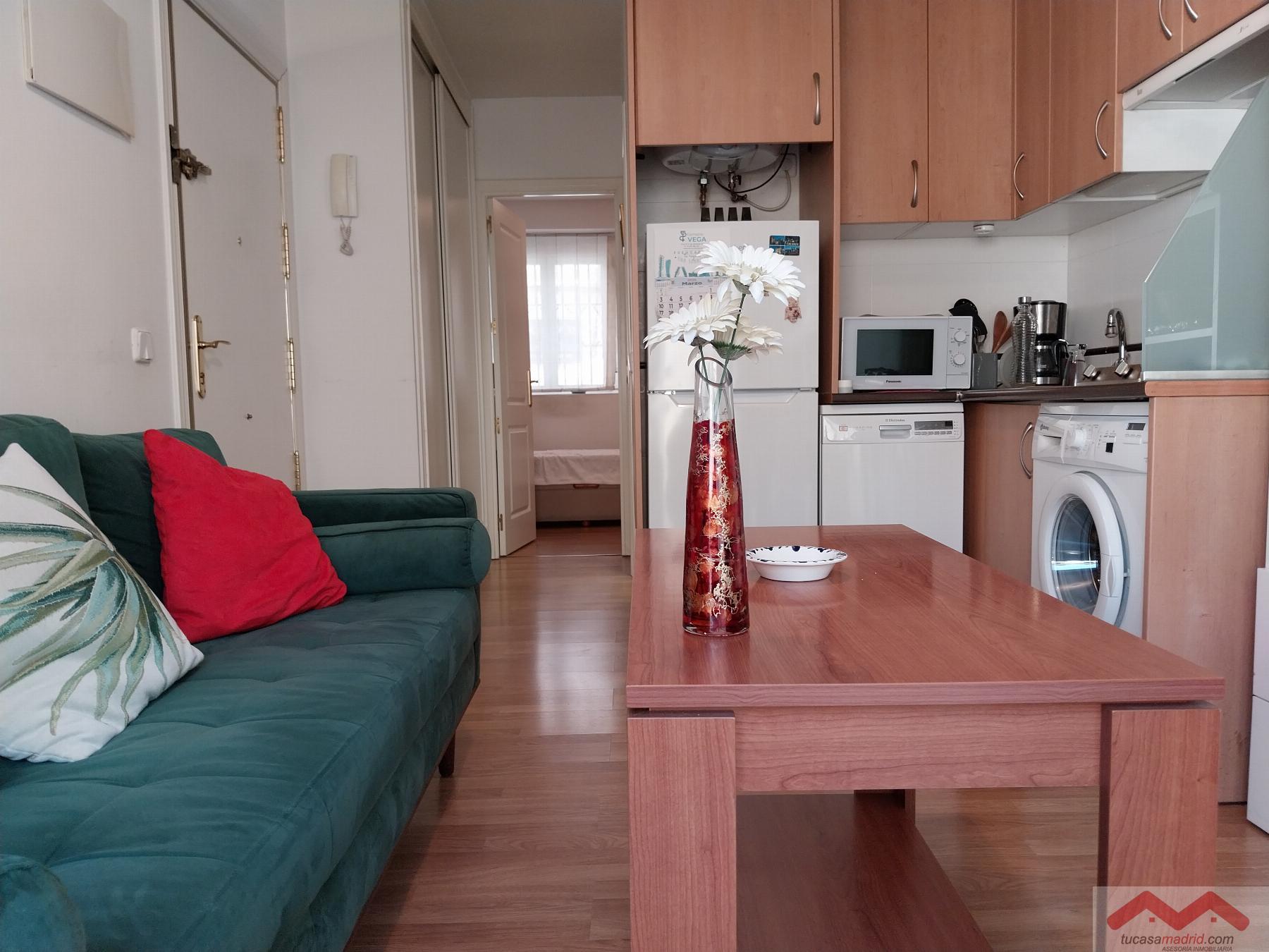 For sale of flat in Madrid