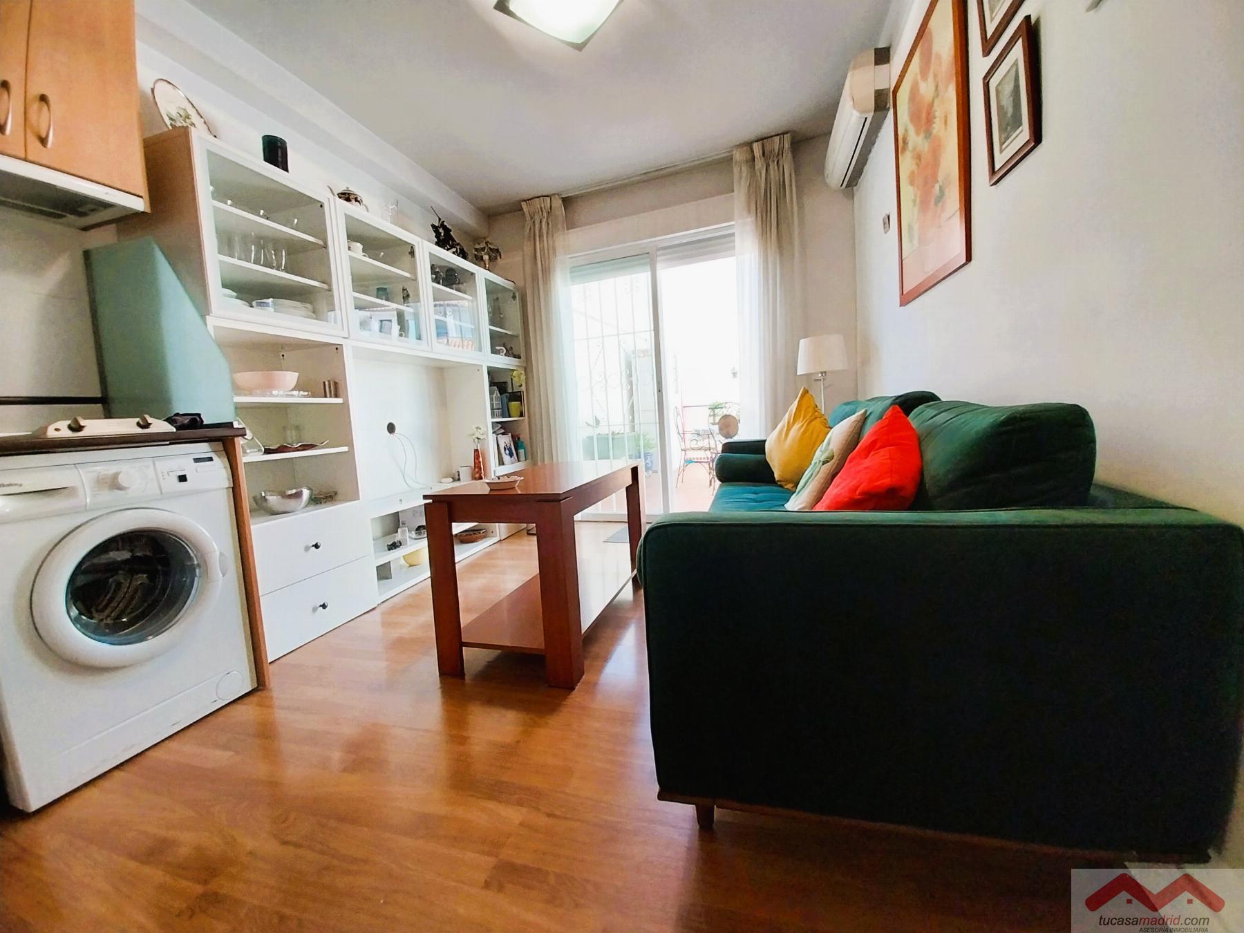 For sale of flat in Madrid