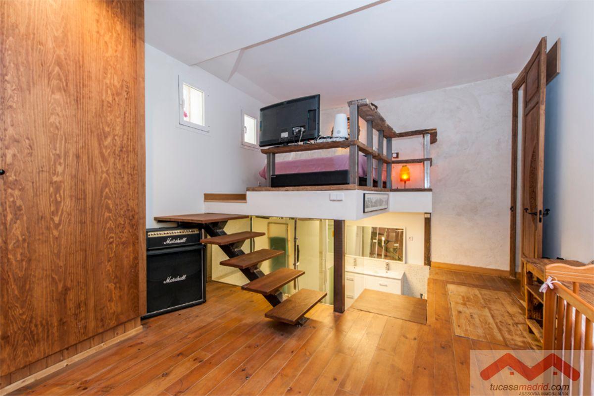 For sale of flat in Madrid
