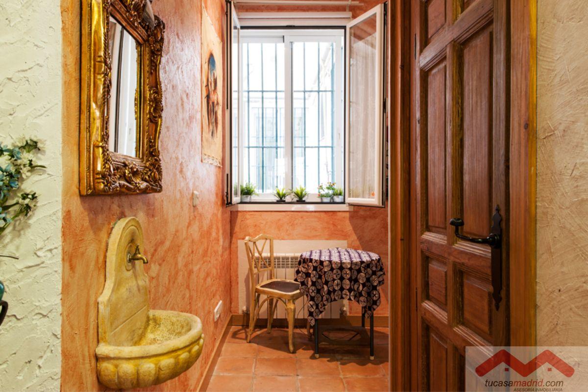 For sale of flat in Madrid