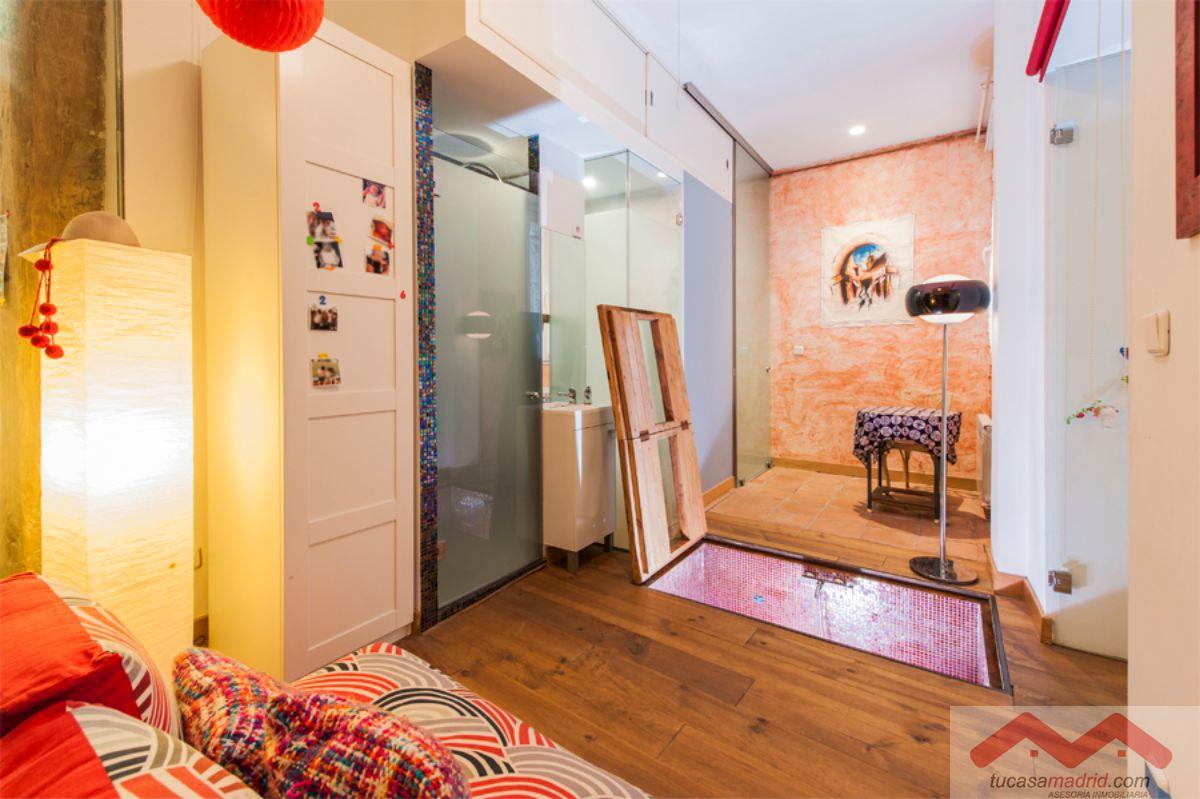 For sale of flat in Madrid