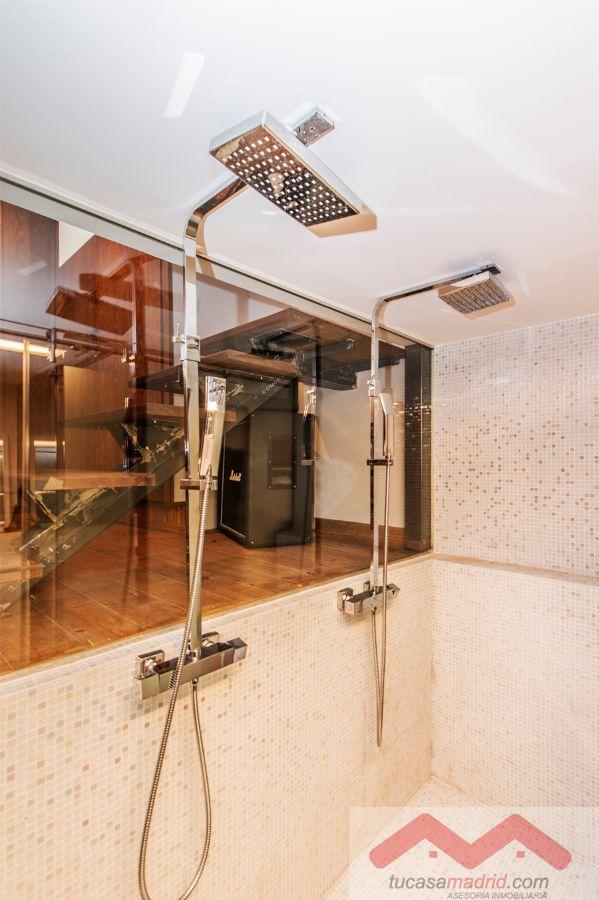 For sale of flat in Madrid