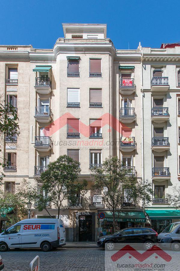 For sale of flat in Madrid