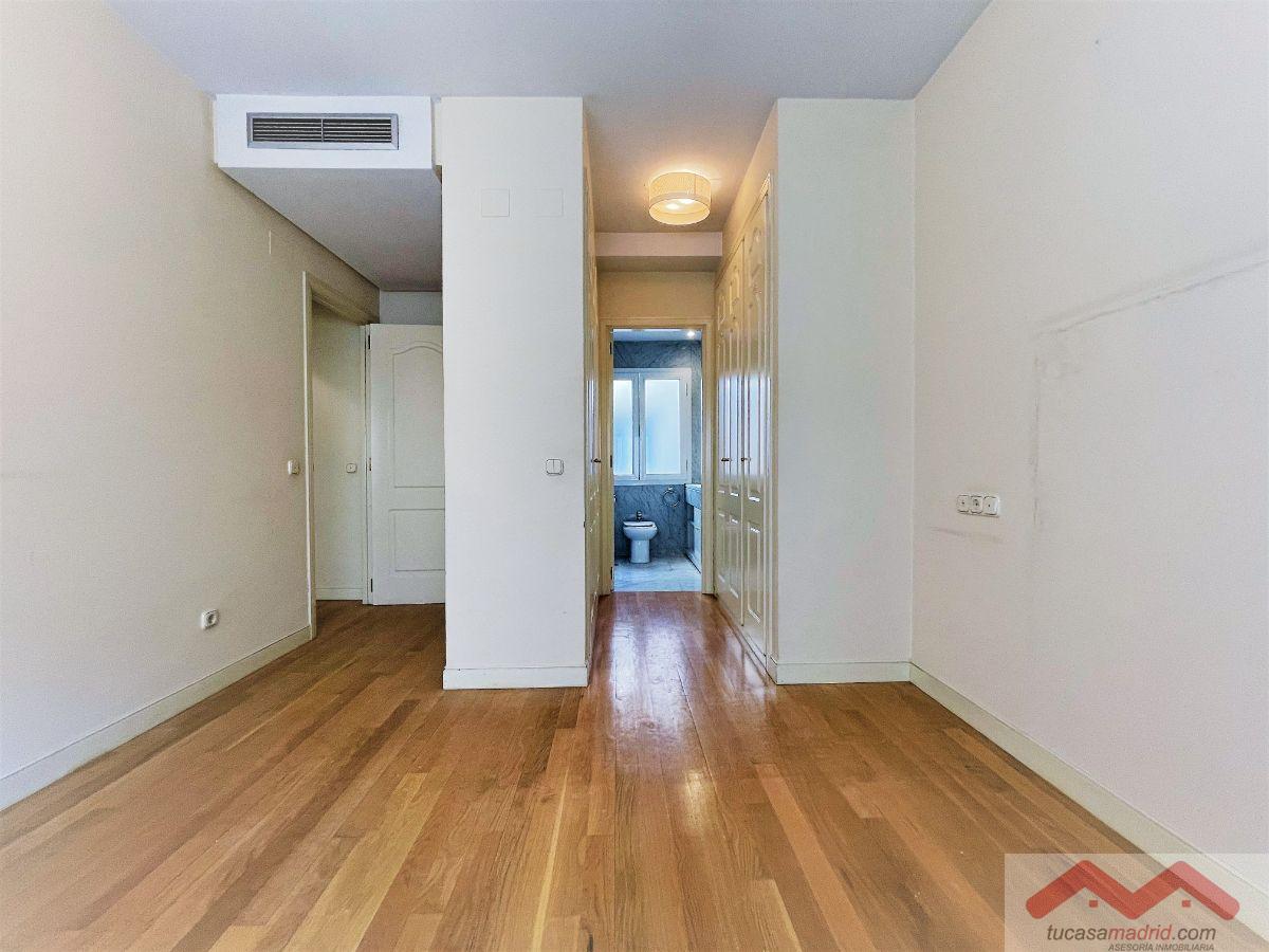 For rent of flat in Madrid