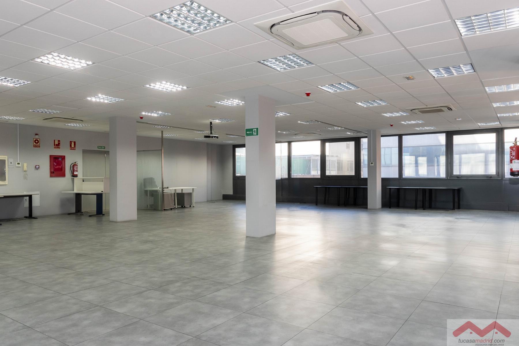 For rent of office in Madrid