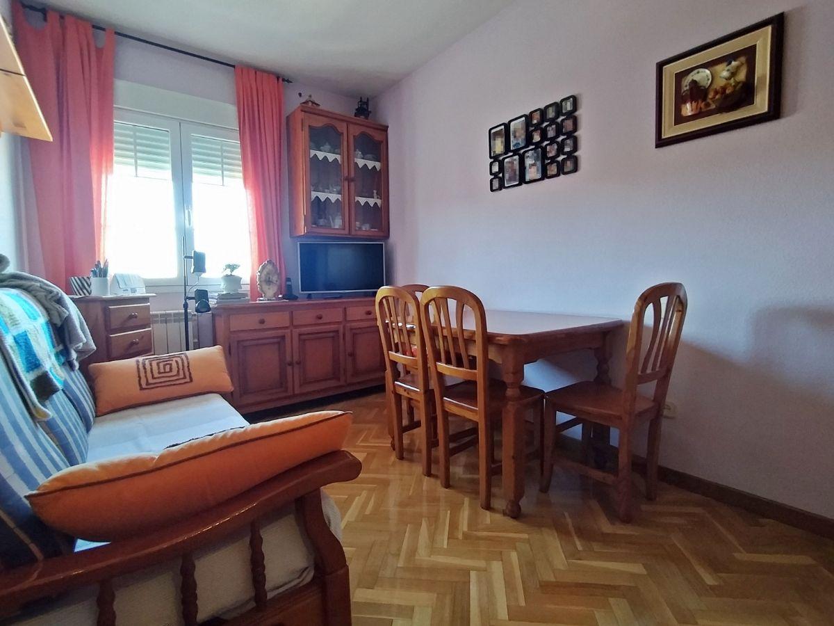 For sale of duplex in Leganés