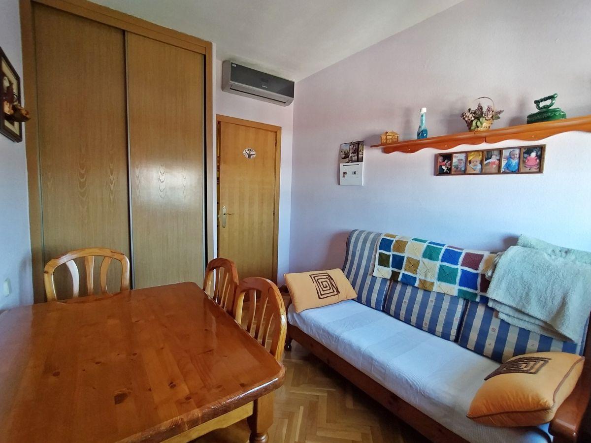 For sale of duplex in Leganés