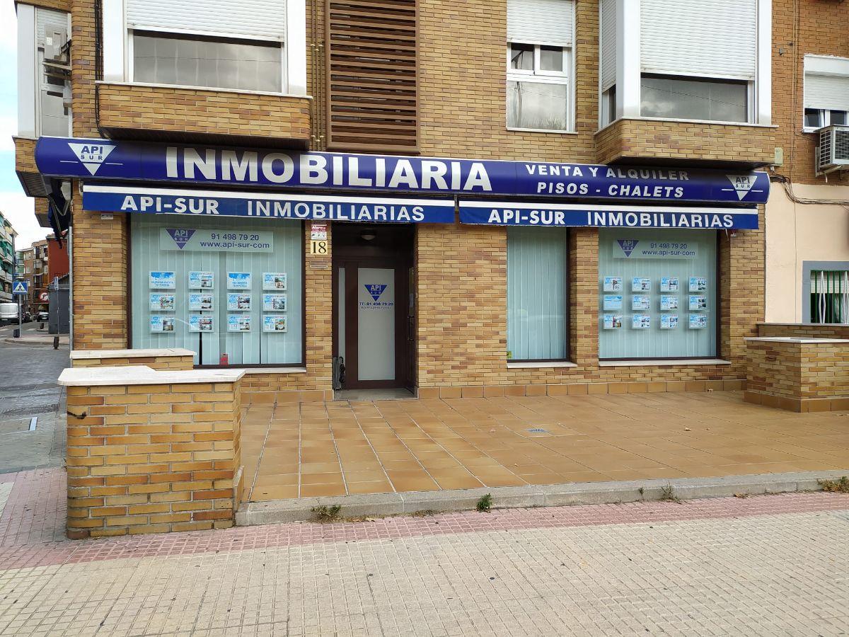 For sale of garage in Leganés