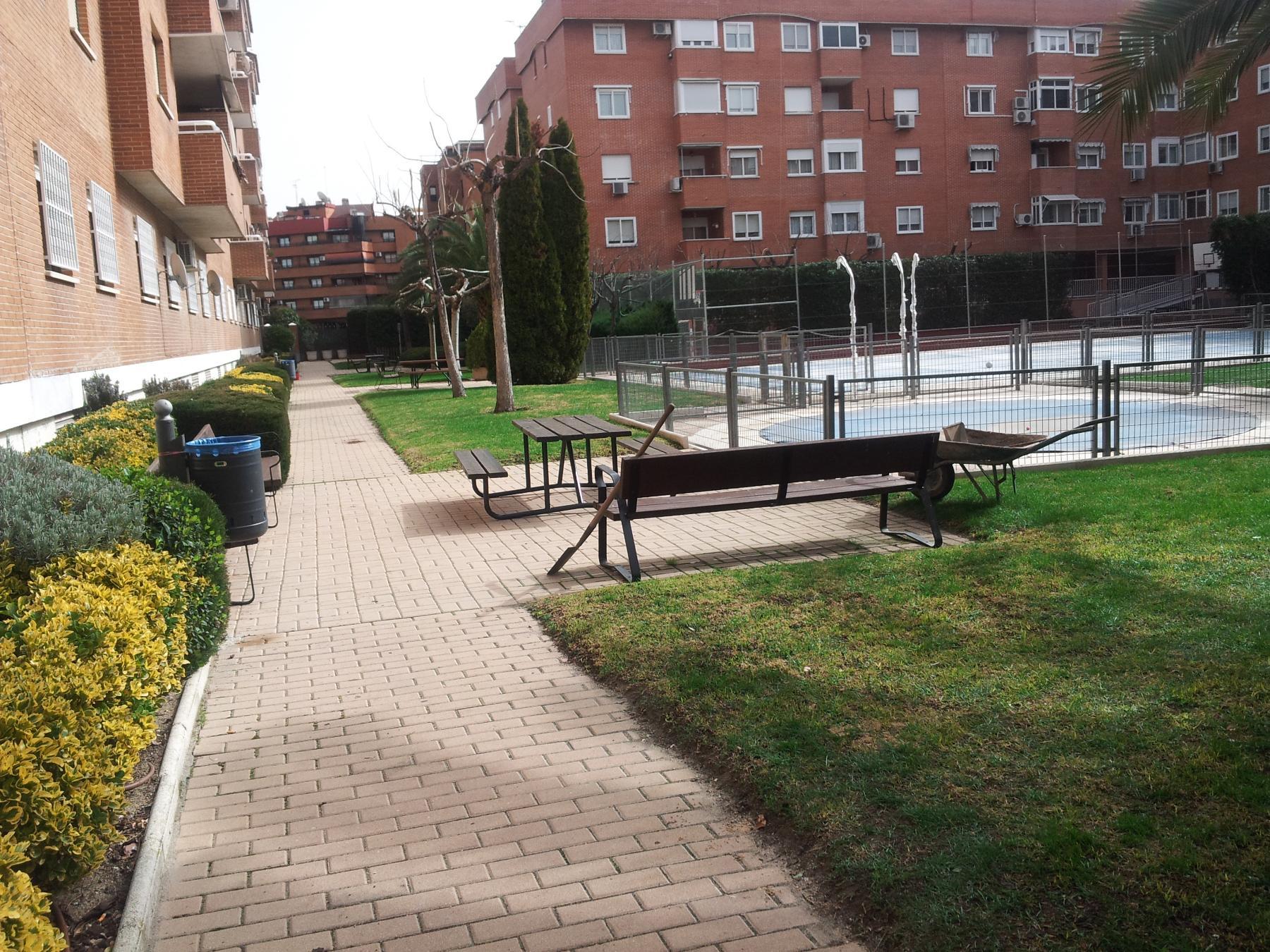 For sale of flat in Leganés