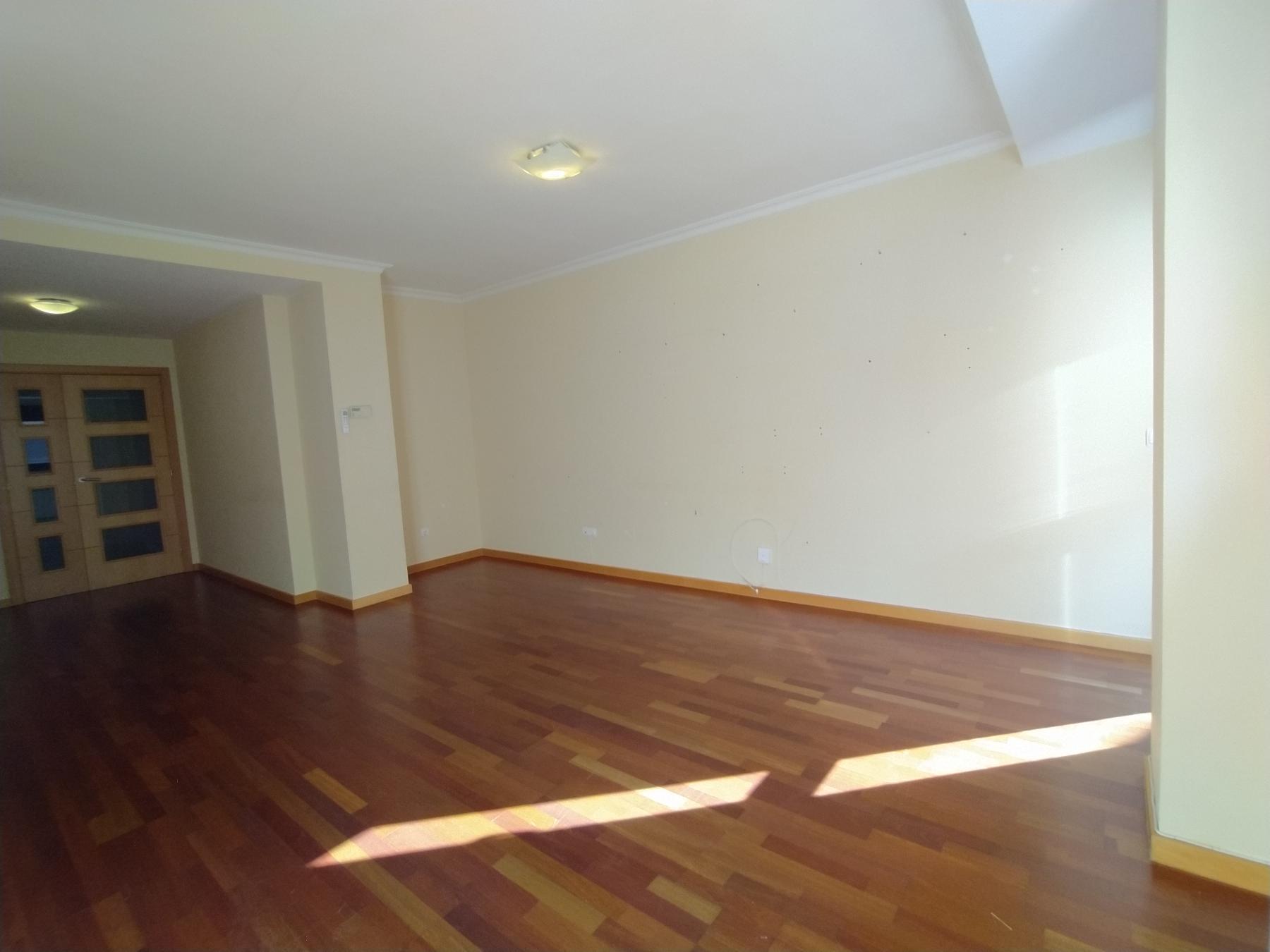 For sale of duplex in Torrejón de Velasco