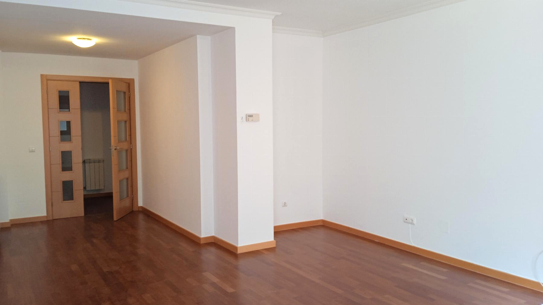 For sale of duplex in Torrejón de Velasco