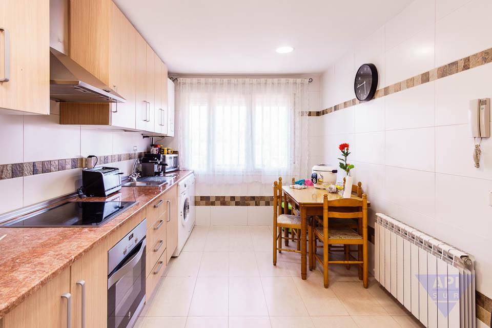 For sale of chalet in Leganés