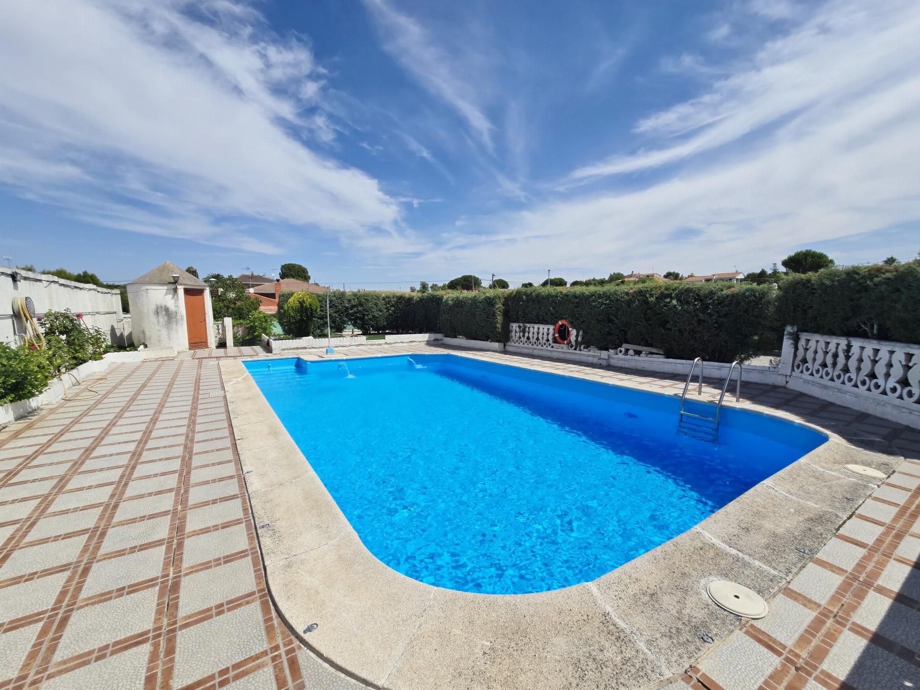 Venta de chalet en Palomeque
