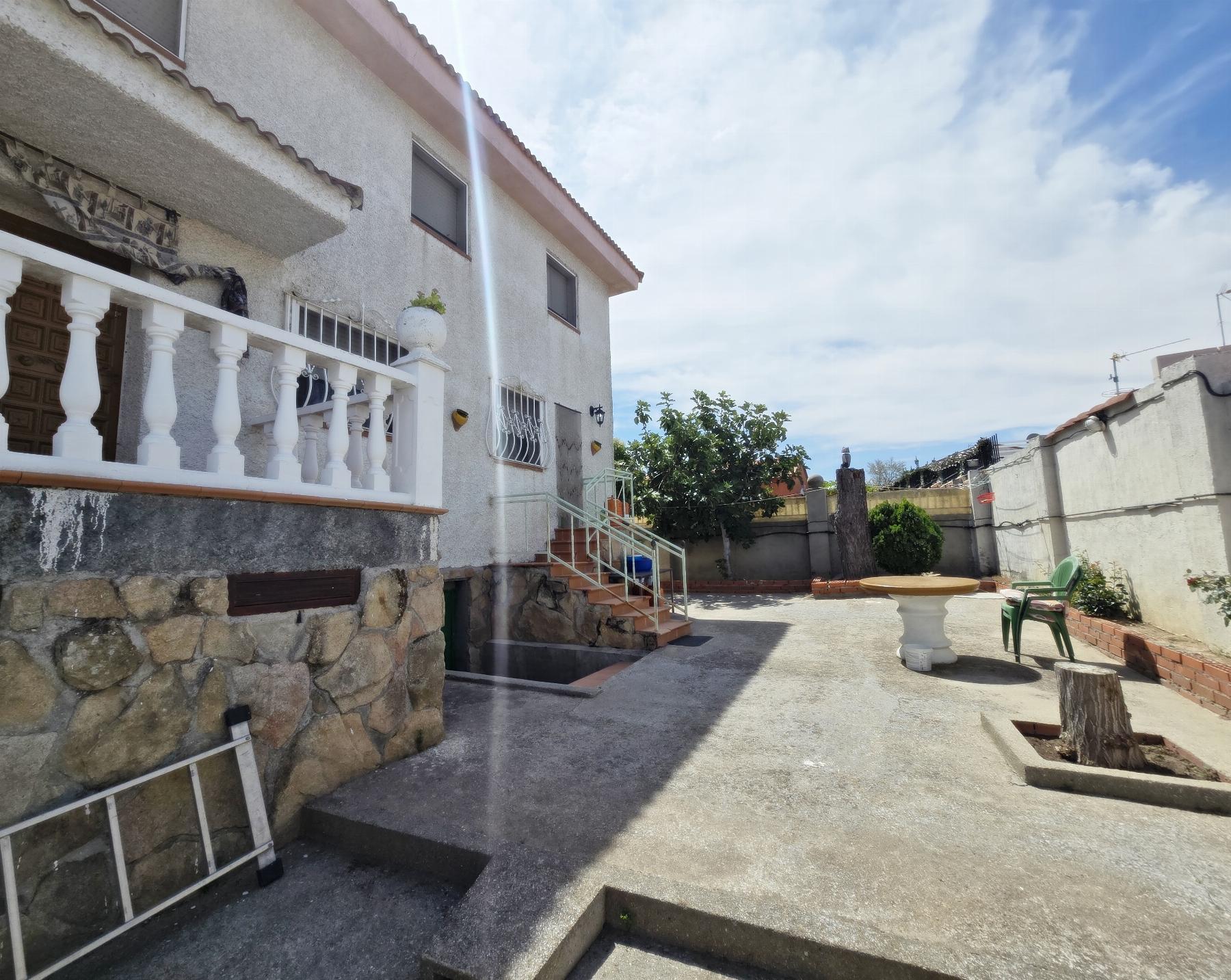 Venta de chalet en Palomeque