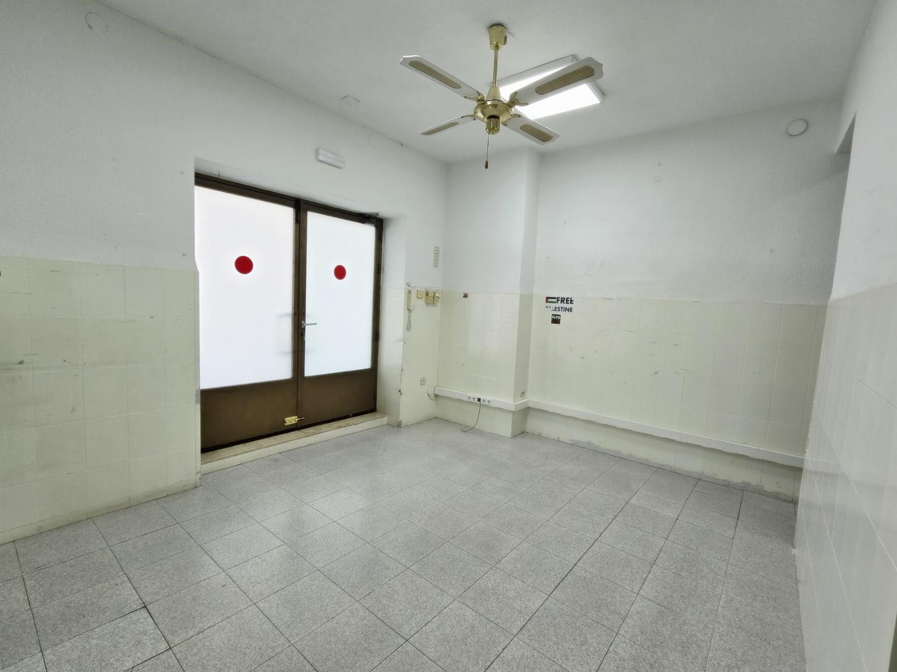 For rent of commercial in Leganés
