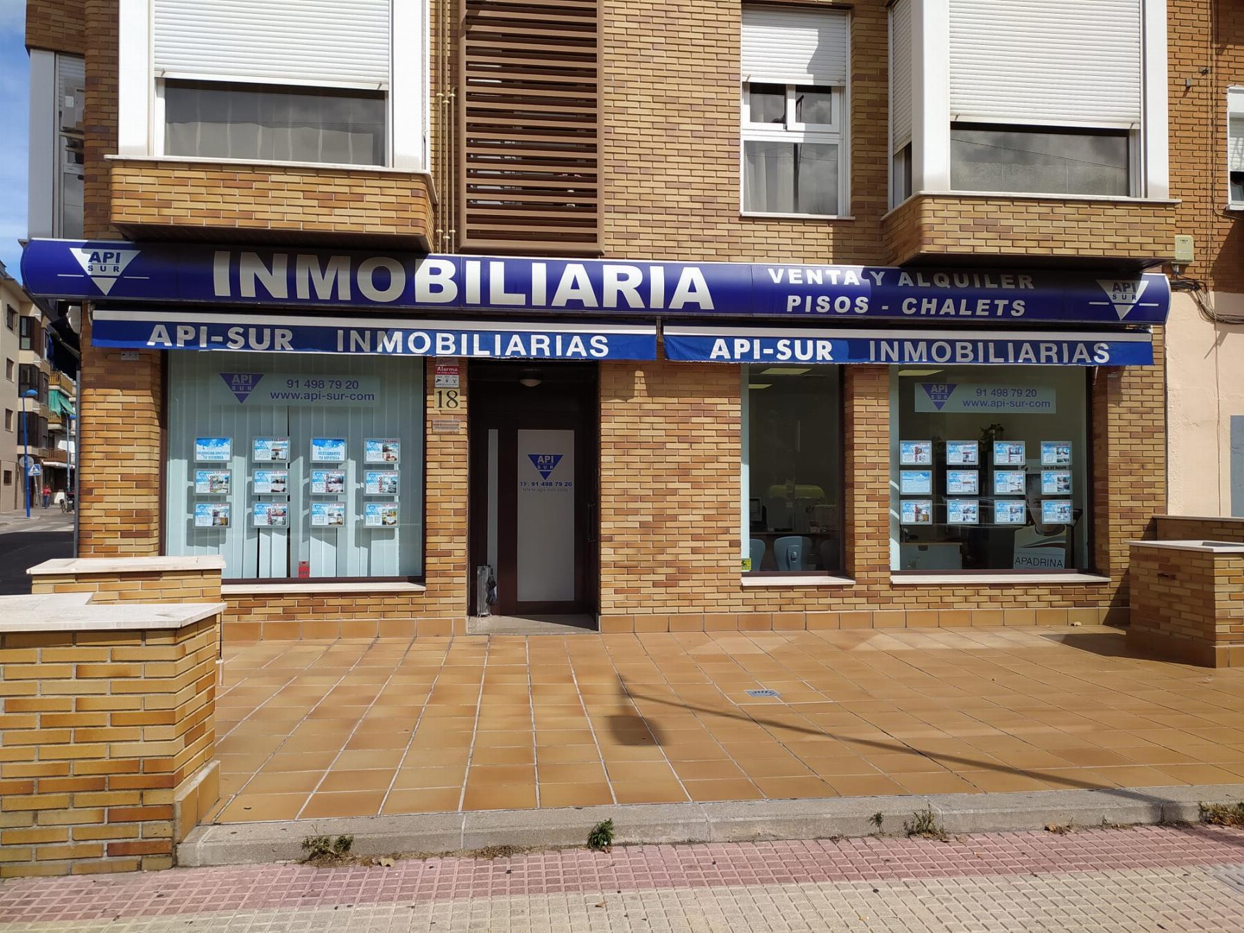 For rent of commercial in Leganés