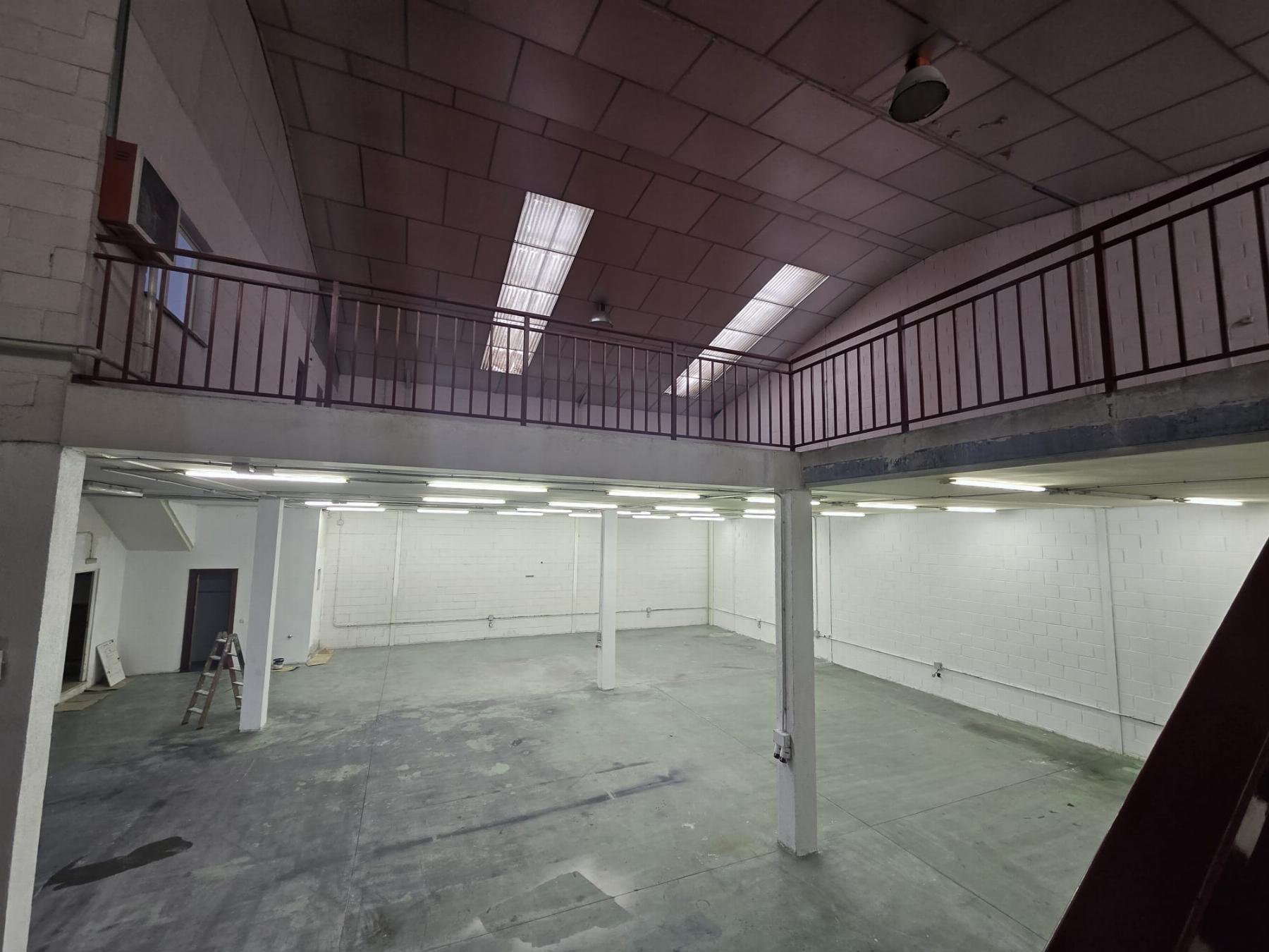 Venta de nave industrial en Leganés