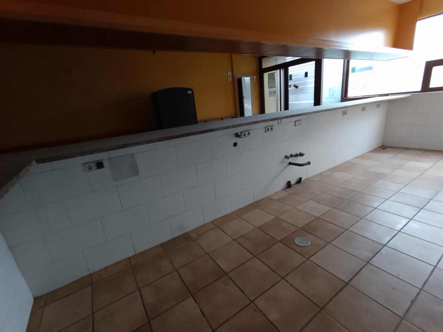 Venta de nave industrial en Casarrubuelos