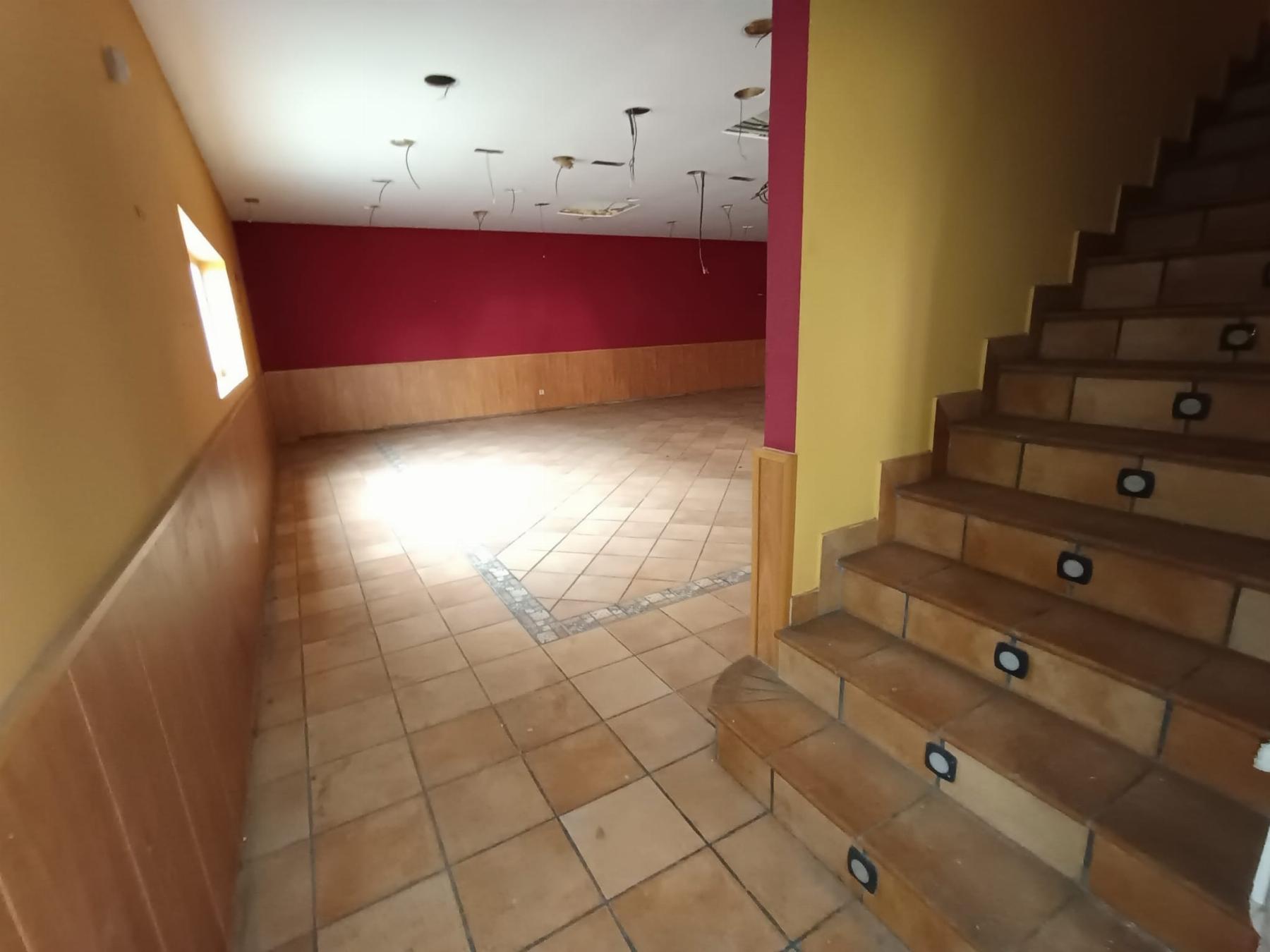 Venta de nave industrial en Casarrubuelos
