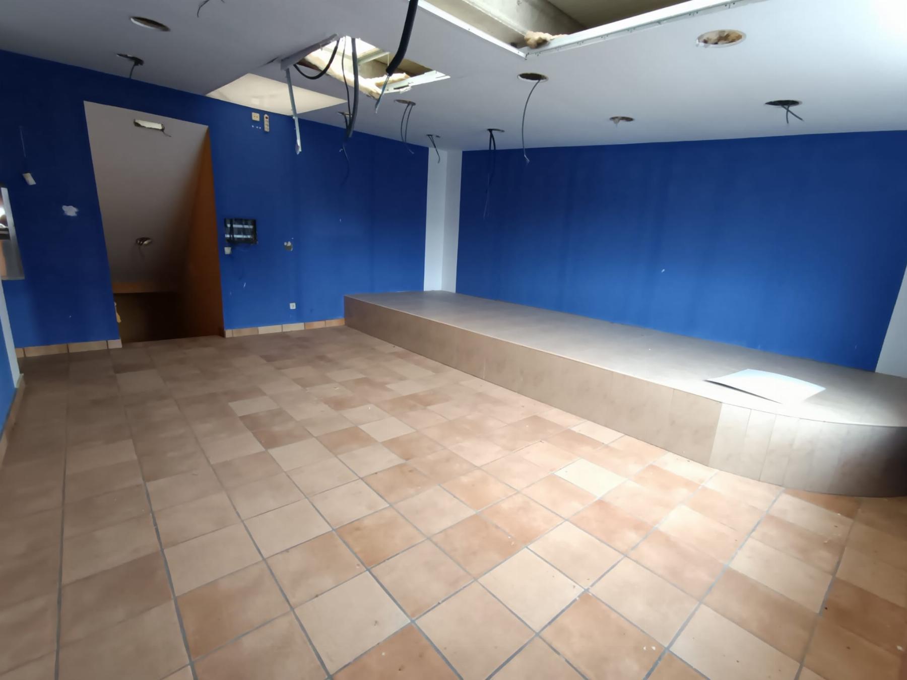 Venta de nave industrial en Casarrubuelos
