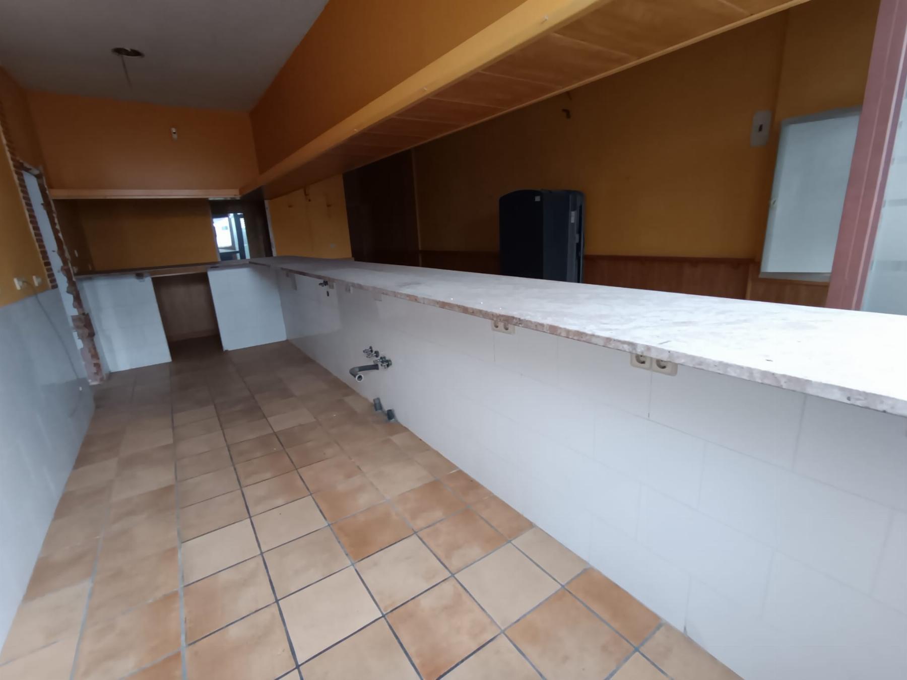 Venta de nave industrial en Casarrubuelos
