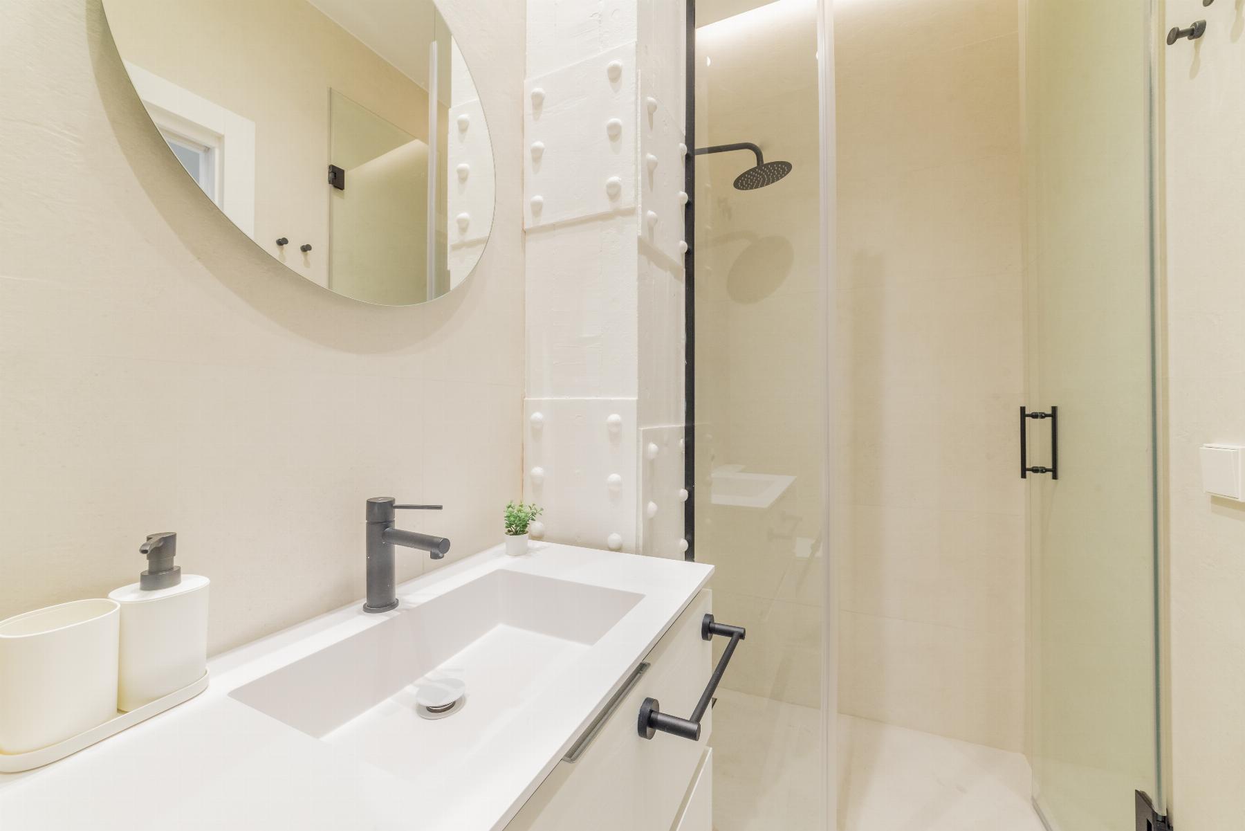 For sale of flat in Madrid