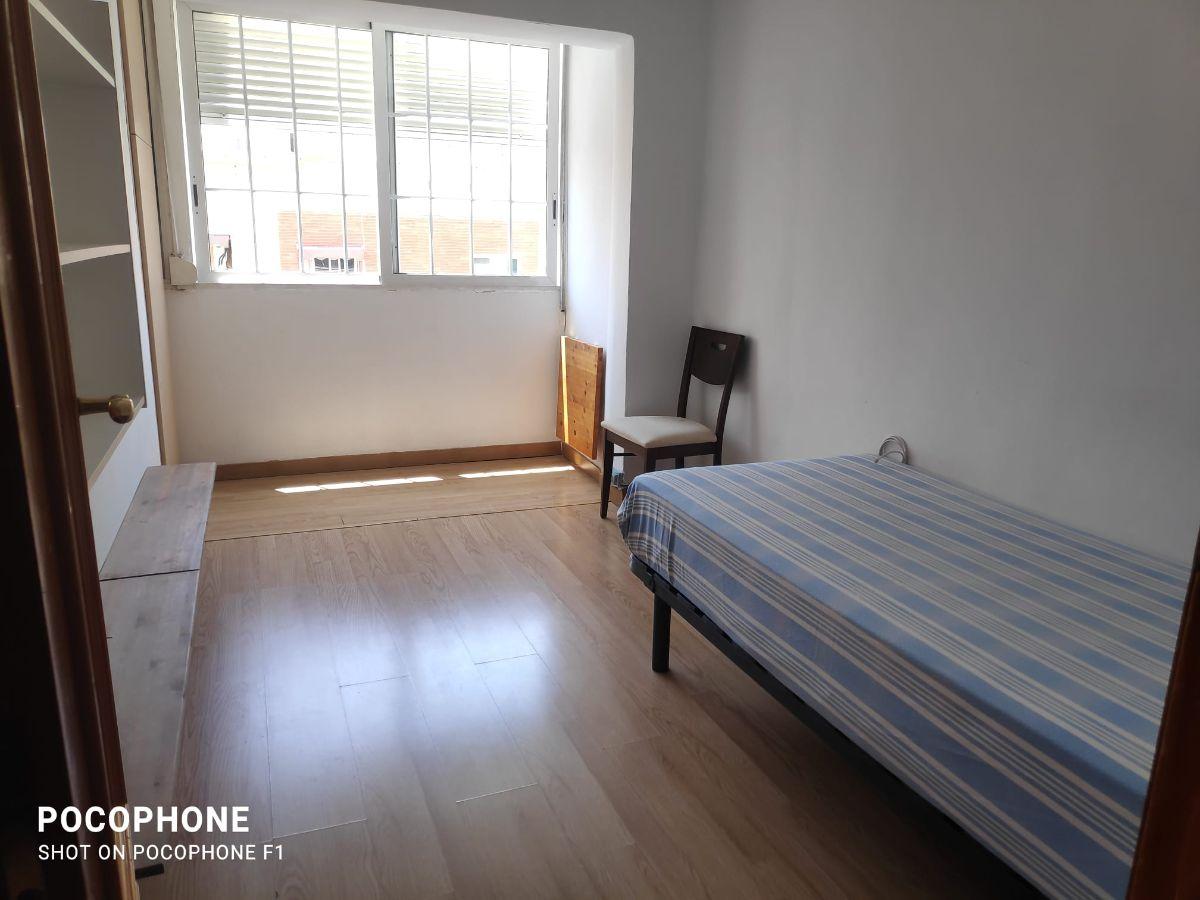For sale of flat in Valencia
