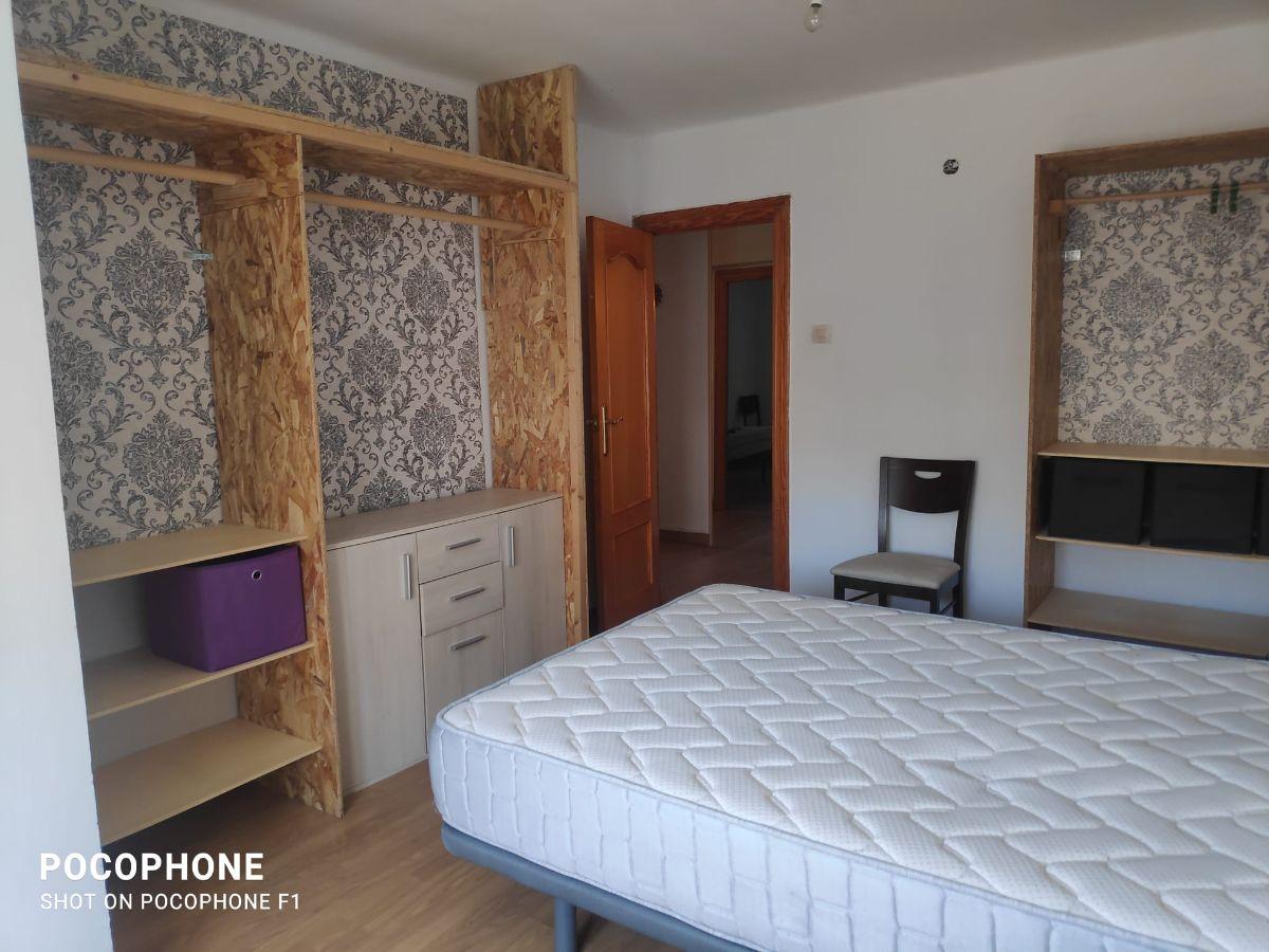 For sale of flat in Valencia