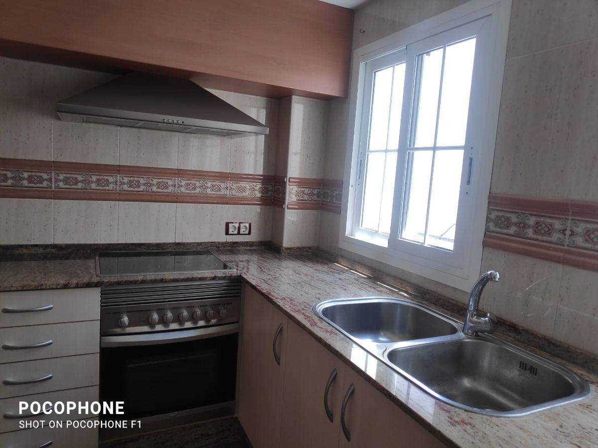 For sale of flat in Valencia