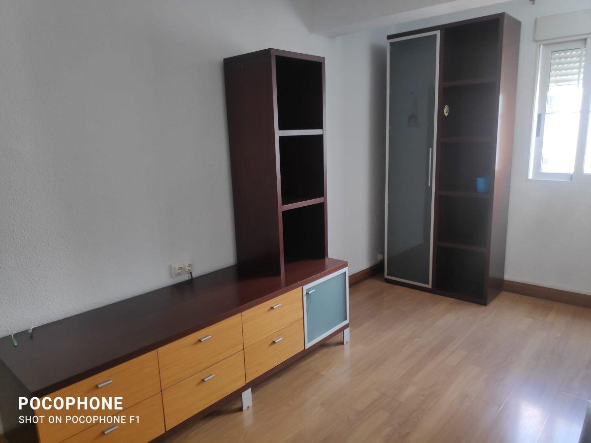 For sale of flat in Valencia
