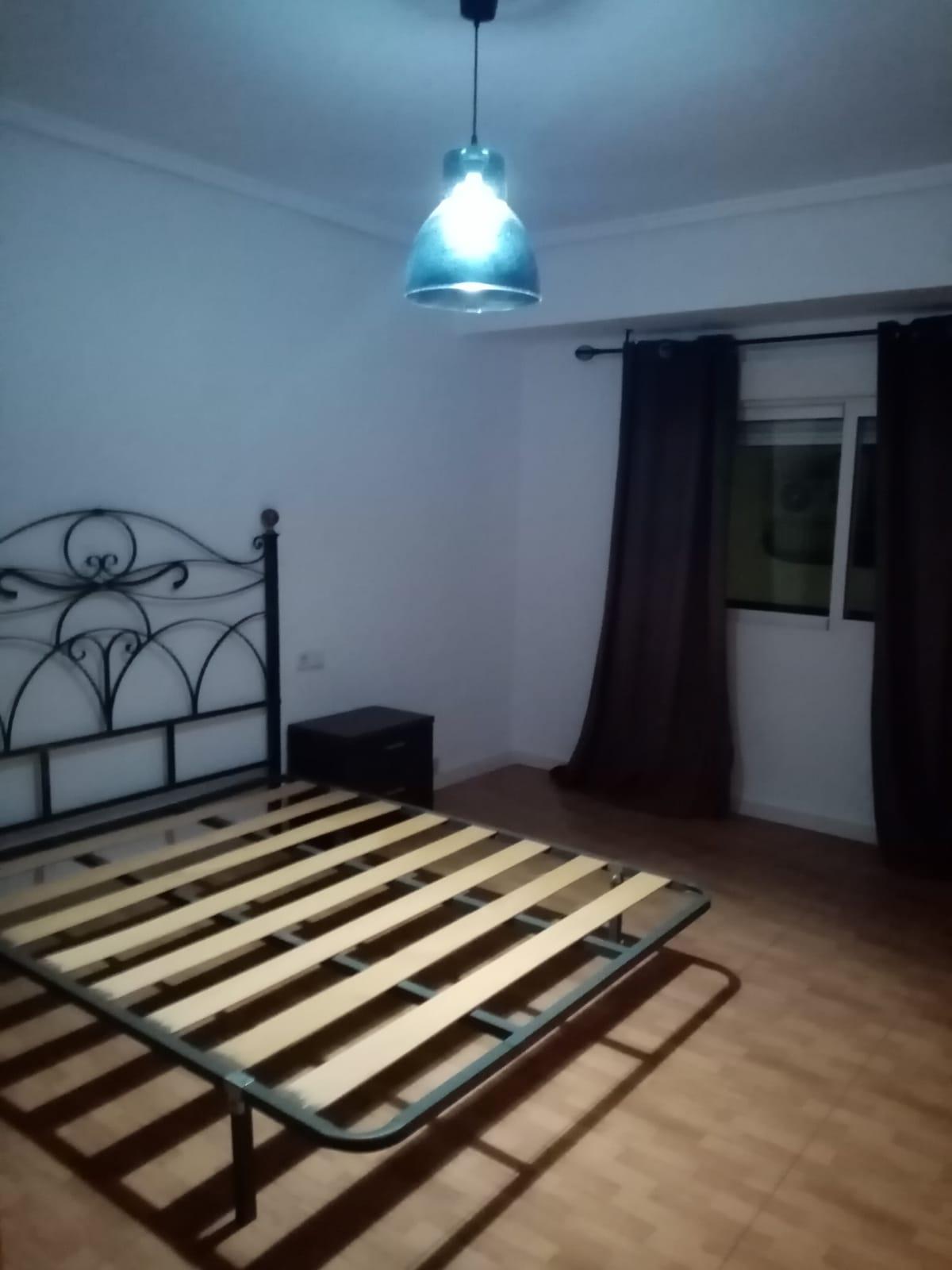 For sale of flat in Valencia