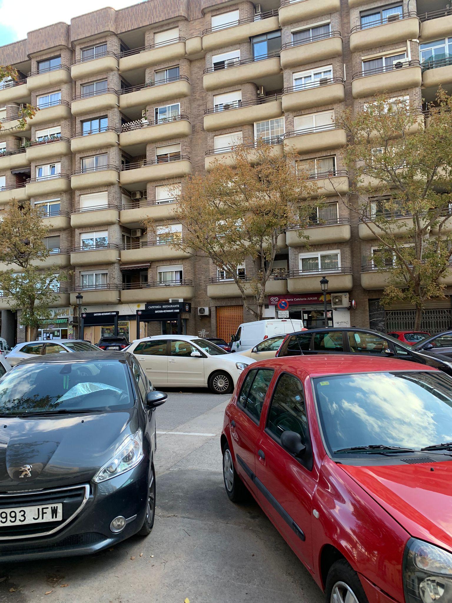 For sale of commercial in Valencia