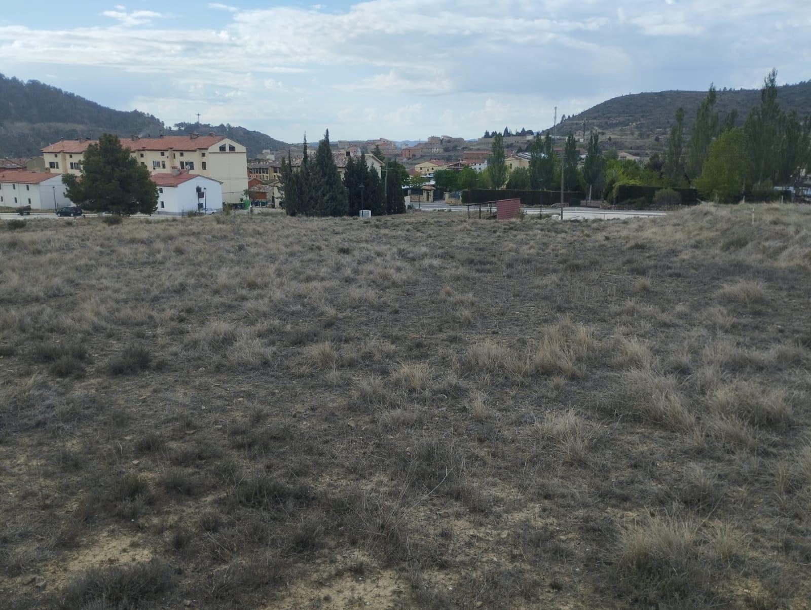 For sale of land in Rubielos de Mora