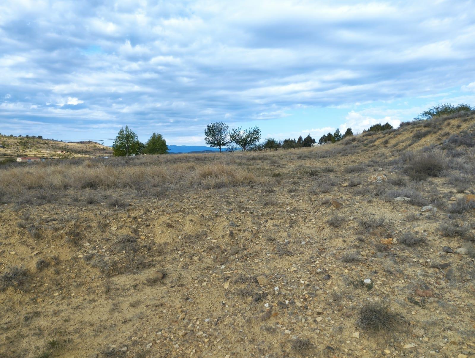 For sale of land in Rubielos de Mora