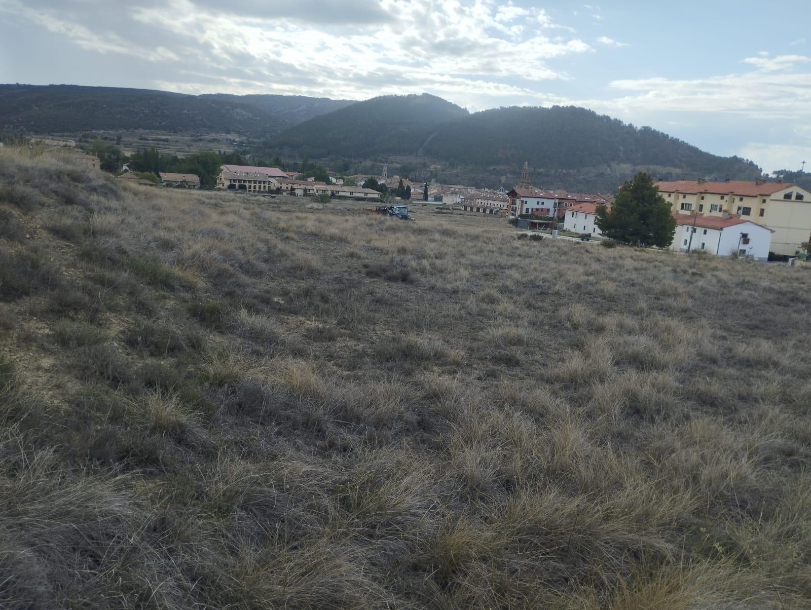 For sale of land in Rubielos de Mora